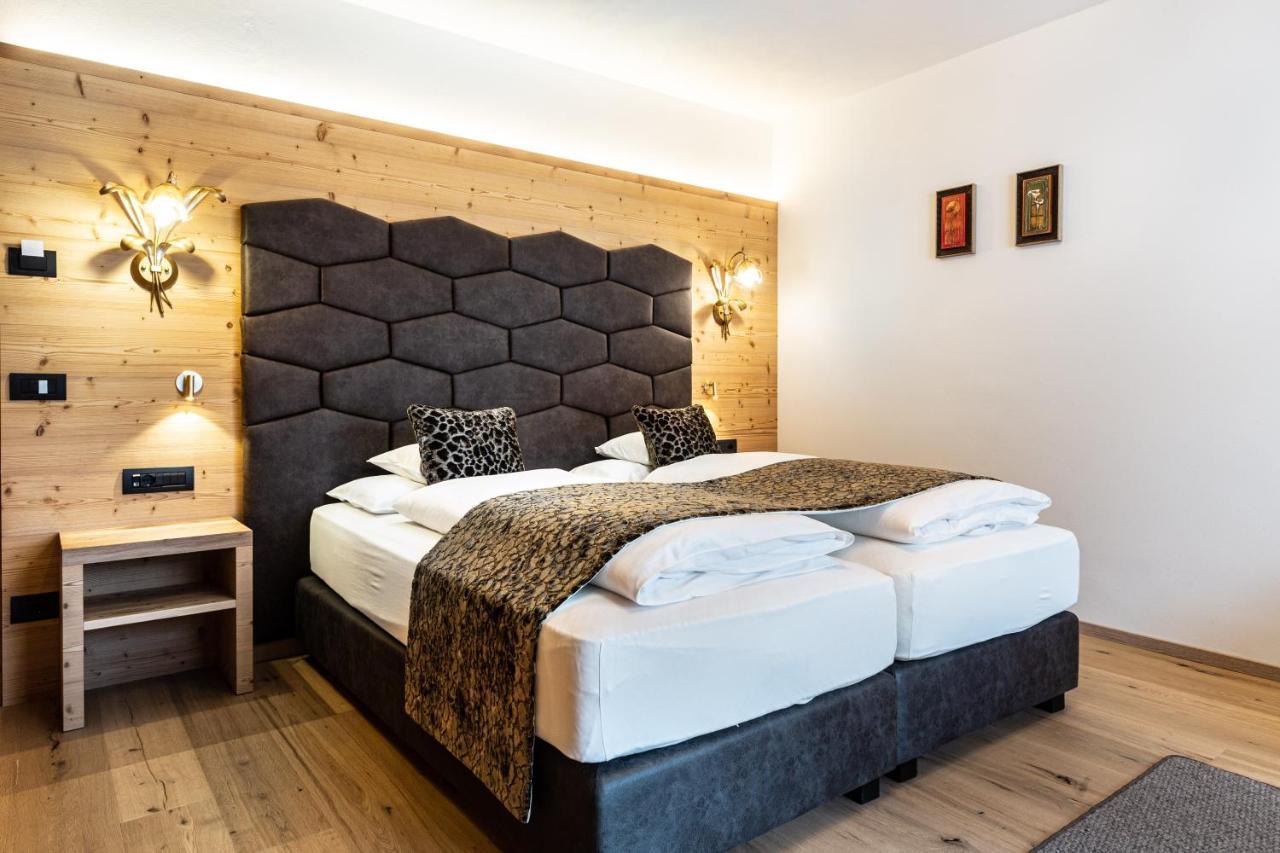 Hotel Arkadia - "Adults Only" Corvara In Badia Exterior photo