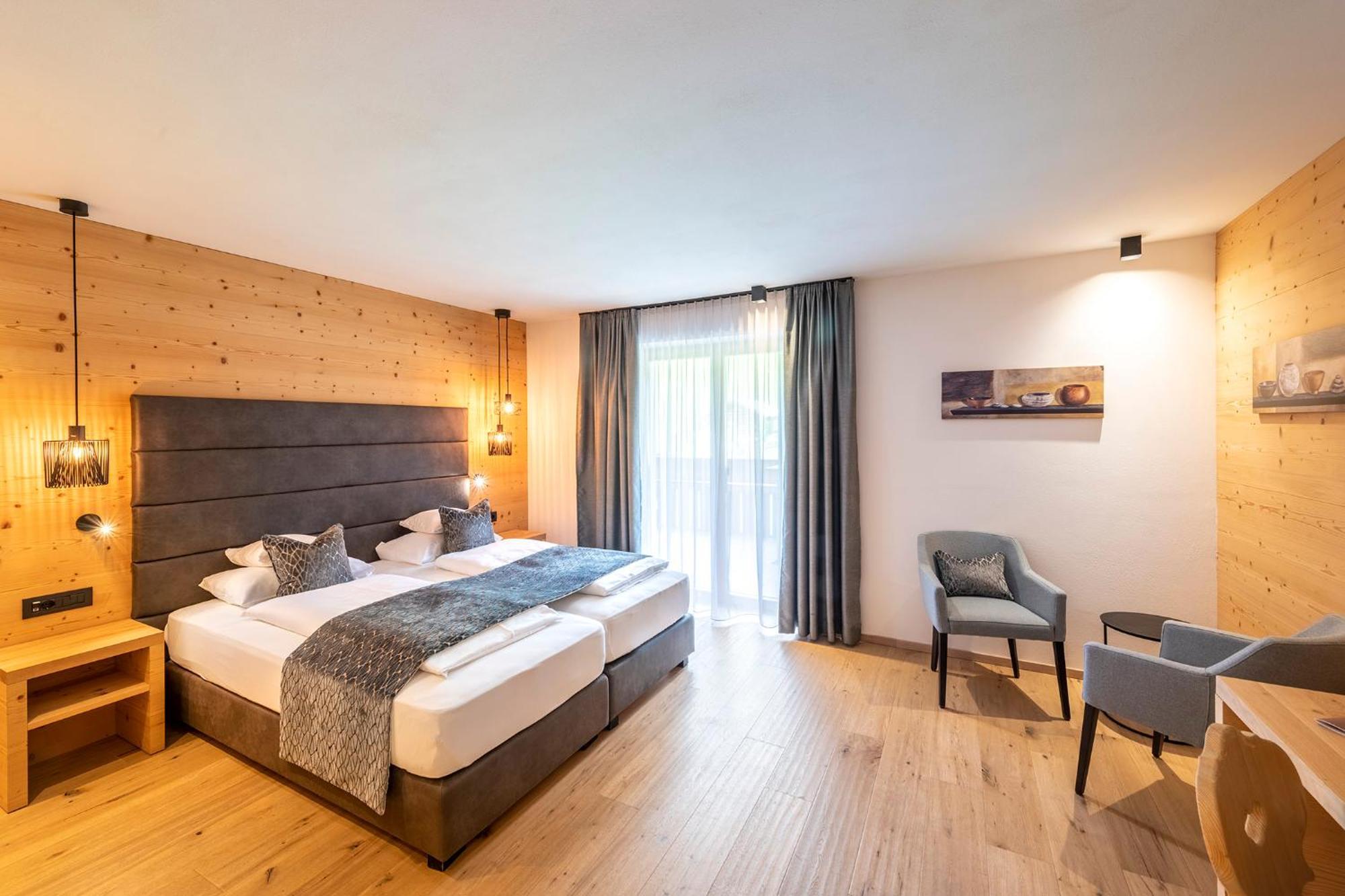 Hotel Arkadia - "Adults Only" Corvara In Badia Exterior photo